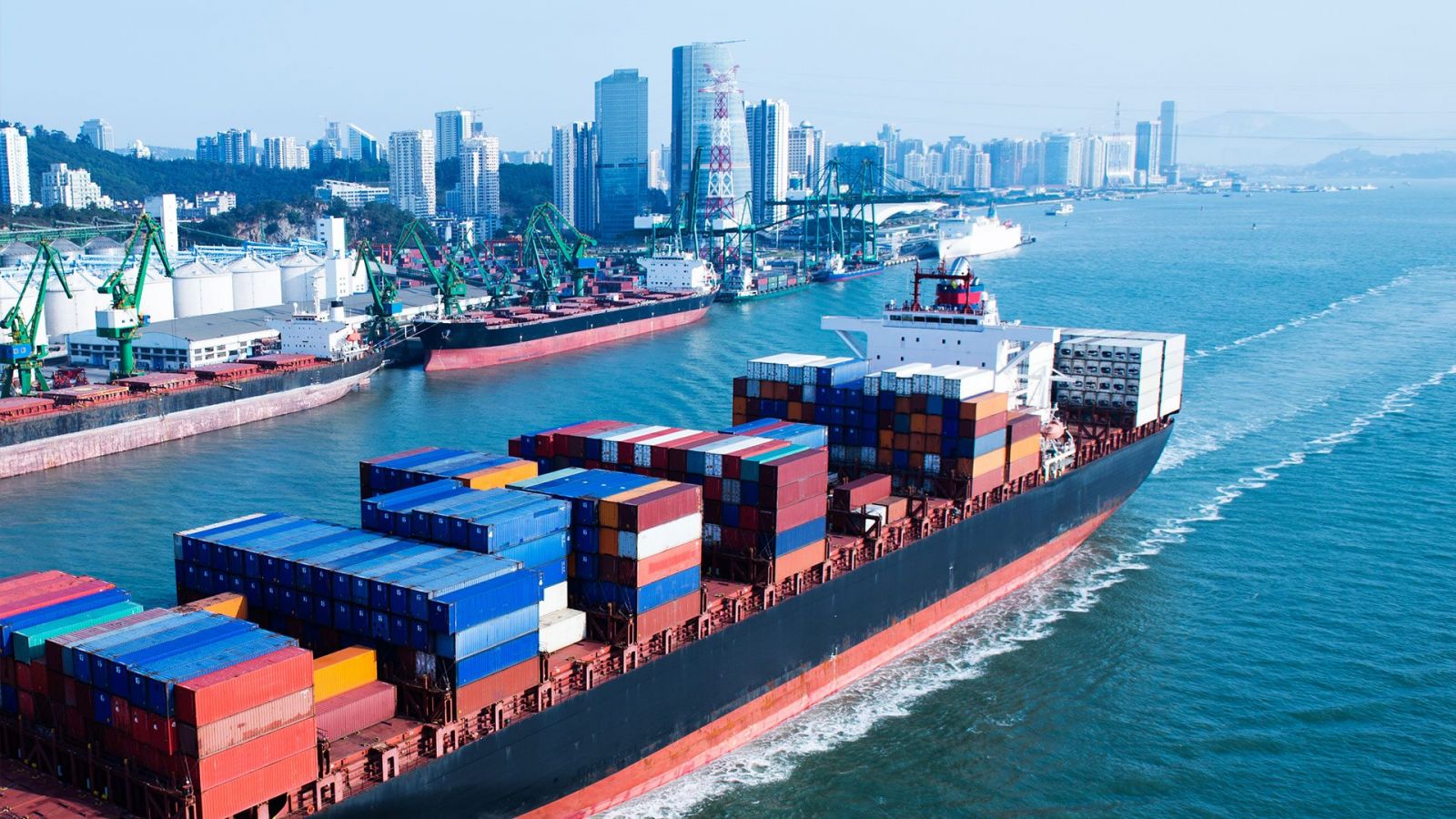 detailed pre-purchase ship survey in Bremen
